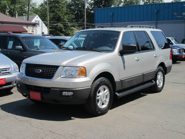 Ford Expedition 2005 photo 1