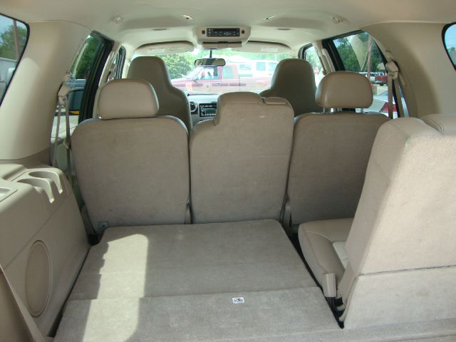 Ford Expedition SL 4x4 Regular Cab SUV