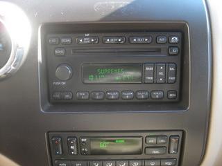 Ford Expedition 2005 photo 2