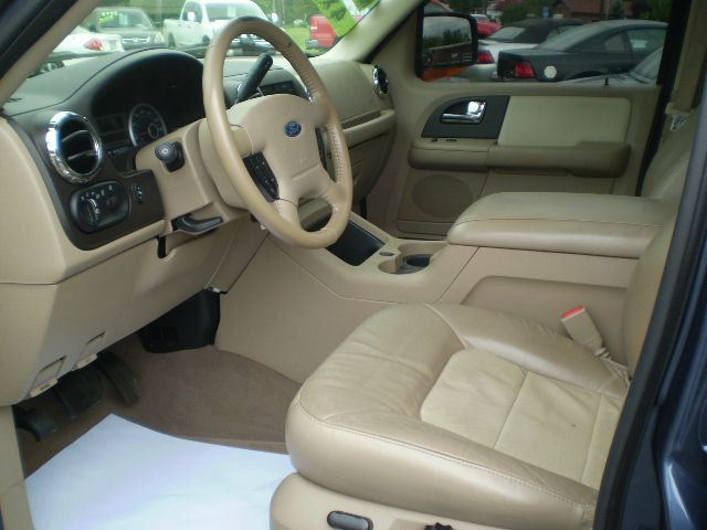Ford Expedition 2005 photo 6