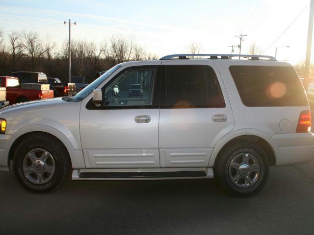 Ford Expedition SLT 25 Sport Utility
