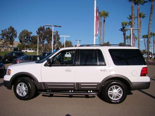Ford Expedition 2005 photo 2