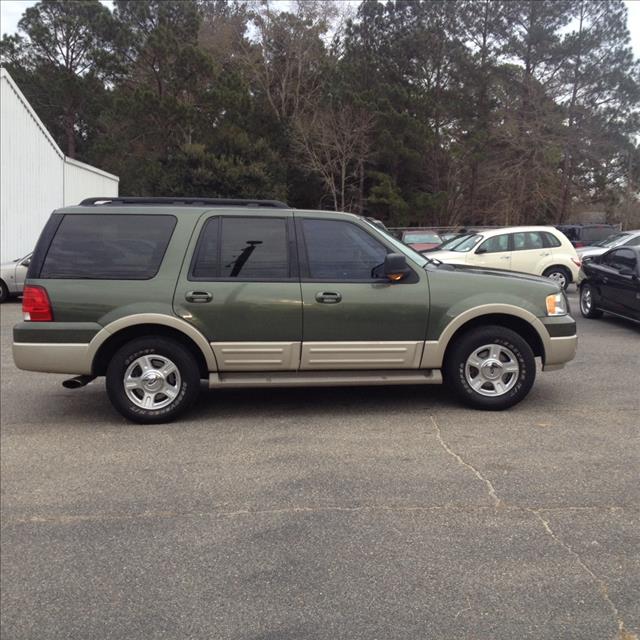 Ford Expedition 2005 photo 1
