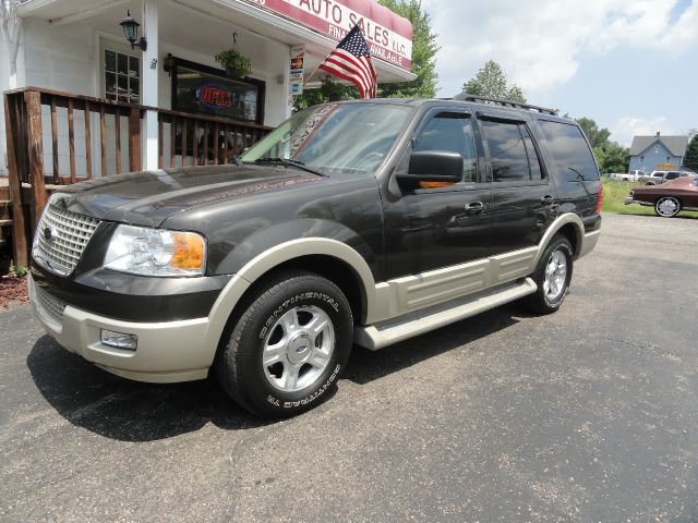 Ford Expedition 2005 photo 2