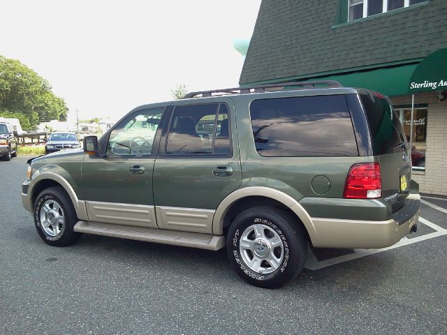 Ford Expedition 2005 photo 1