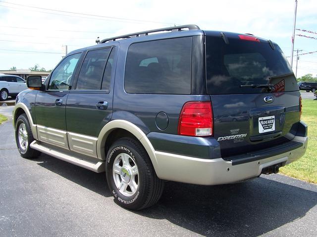 Ford Expedition 2005 photo 3