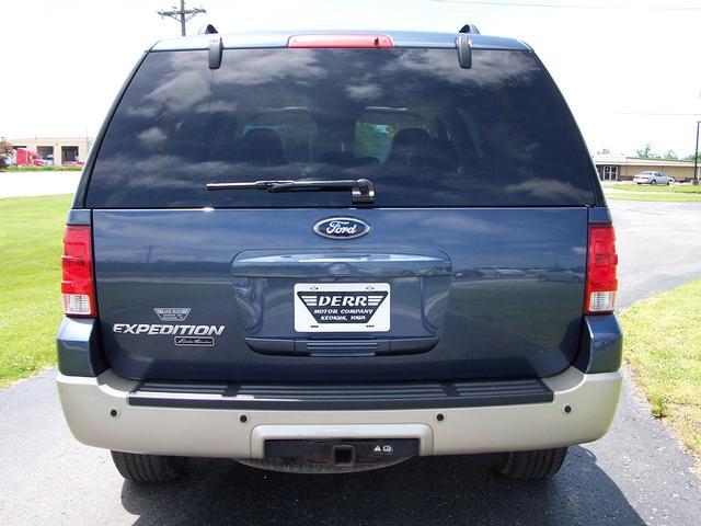Ford Expedition 2005 photo 6