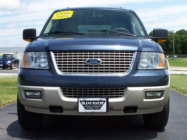 Ford Expedition 2005 photo 9