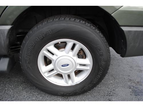 Ford Expedition 2005 photo 1