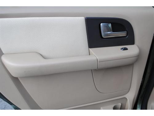 Ford Expedition 2005 photo 3