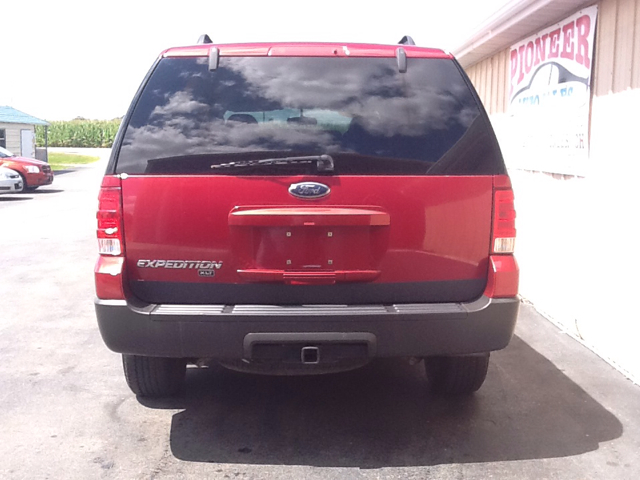 Ford Expedition 2005 photo 3