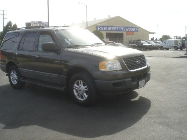 Ford Expedition 4dr Sdn 2.4L FWD SUV