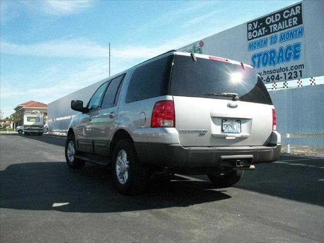 Ford Expedition 2005 photo 2