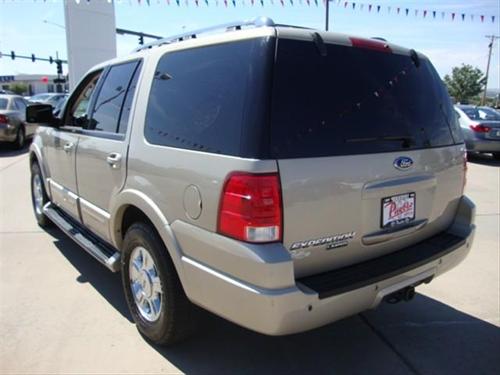 Ford Expedition 2005 photo 2