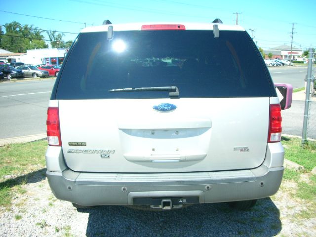 Ford Expedition 2005 photo 3
