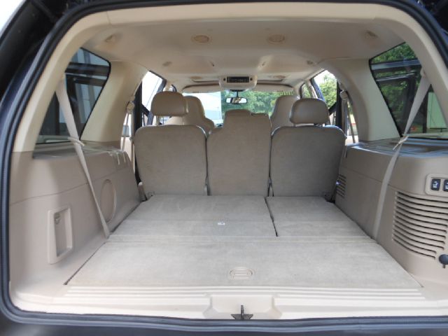 Ford Expedition 2005 photo 13