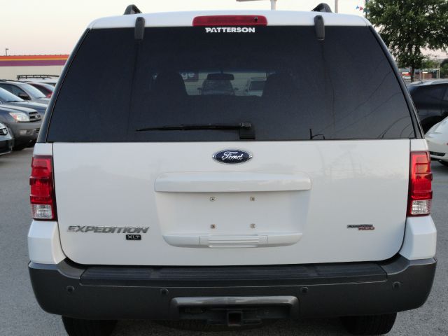 Ford Expedition 2005 photo 19