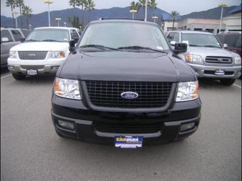 Ford Expedition 2005 photo 1