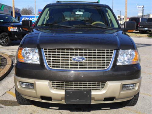 Ford Expedition 2005 photo 2