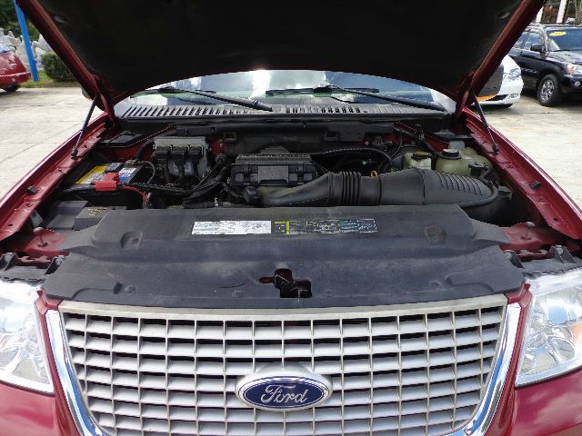 Ford Expedition 2005 photo 13