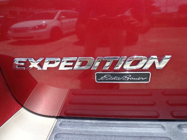 Ford Expedition 2005 photo 24