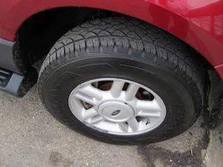 Ford Expedition 2005 photo 2