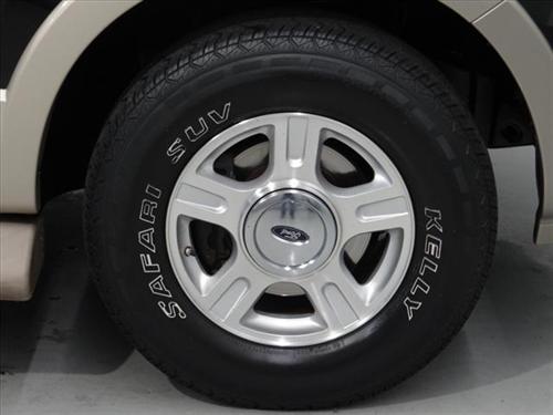 Ford Expedition 2005 photo 5