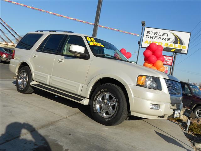 Ford Expedition 2005 photo 1