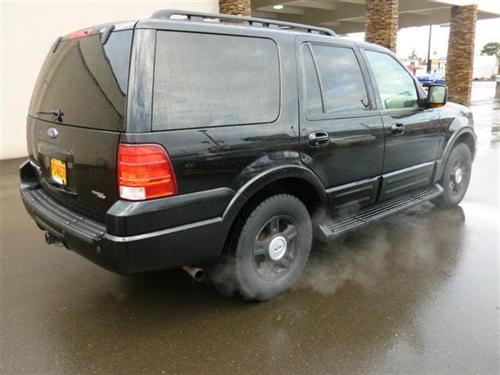 Ford Expedition 2005 photo 2