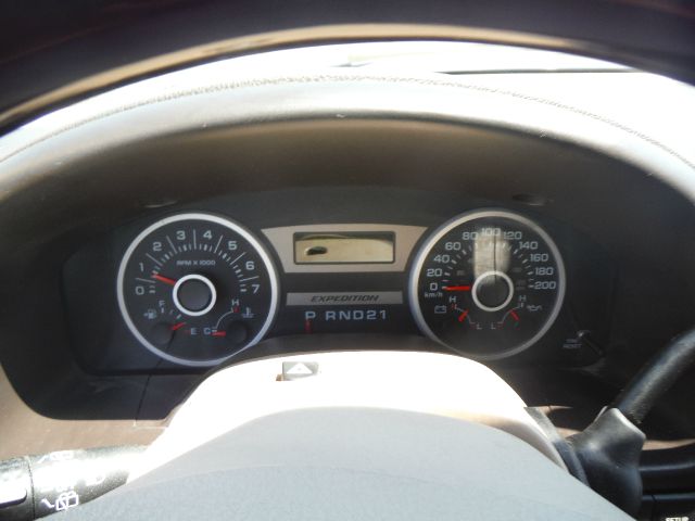 Ford Expedition 2005 photo 13