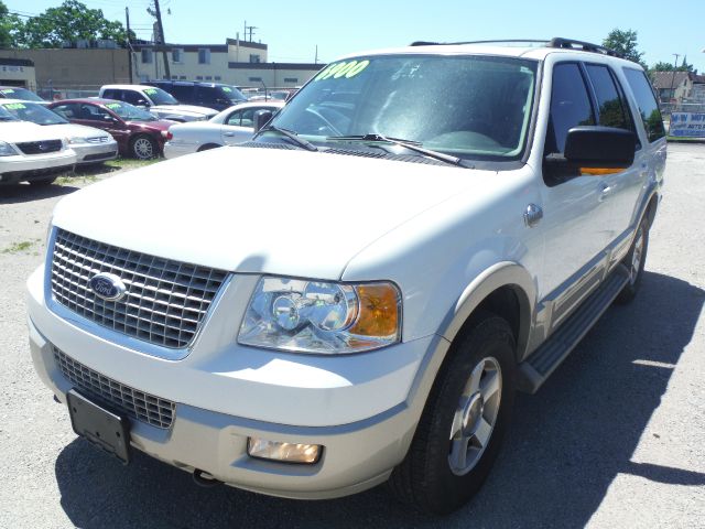 Ford Expedition 2005 photo 16