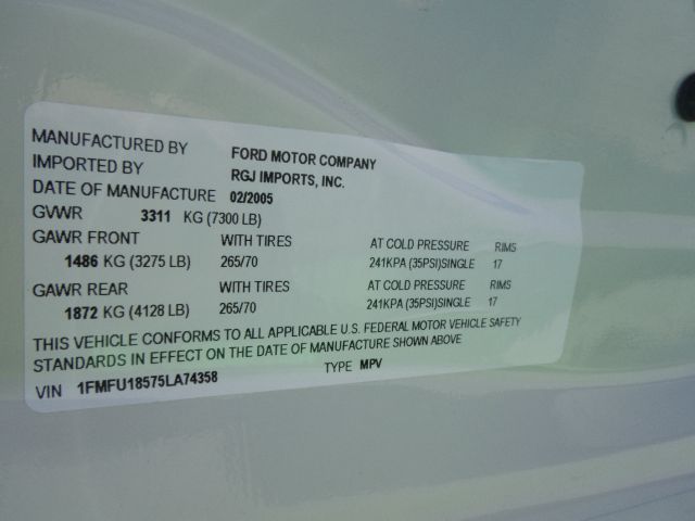 Ford Expedition 2005 photo 2