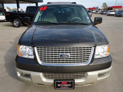 Ford Expedition 2005 photo 2