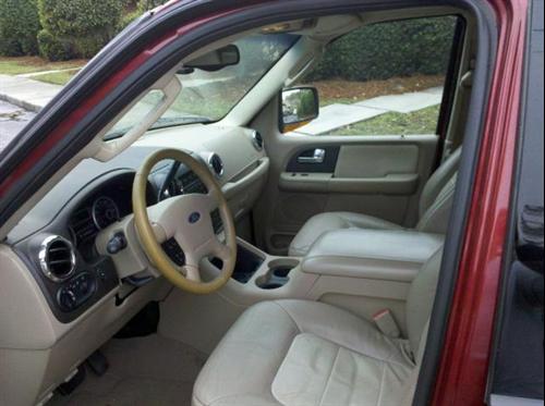 Ford Expedition 2005 photo 3