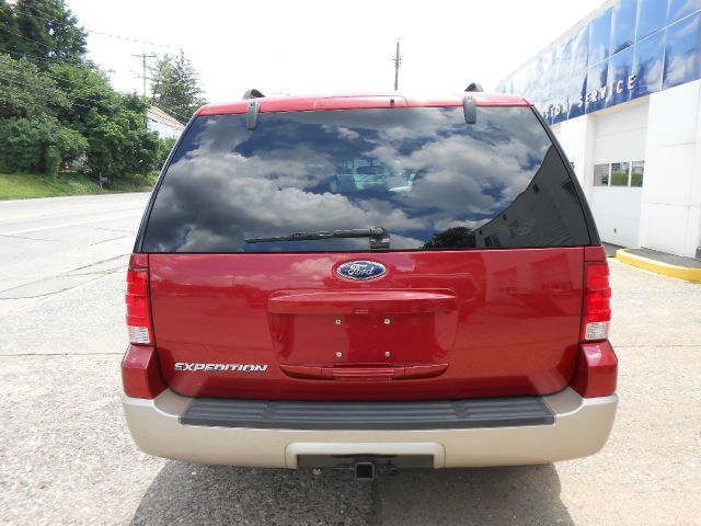 Ford Expedition 2005 photo 1