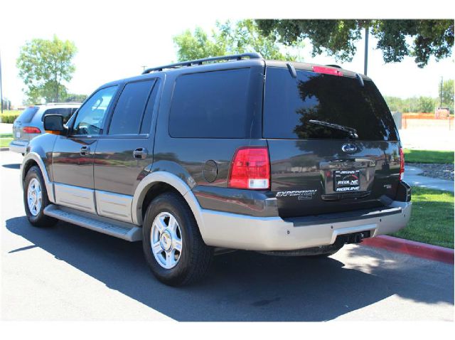 Ford Expedition 2006 photo 2