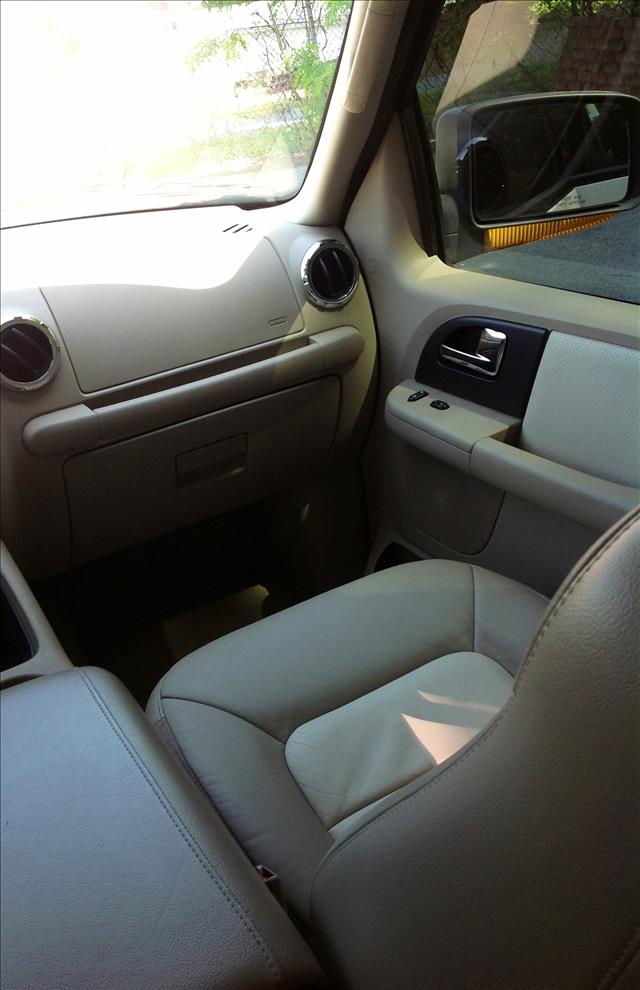 Ford Expedition 2006 photo 5