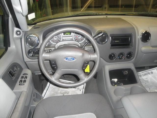 Ford Expedition 2006 photo 1