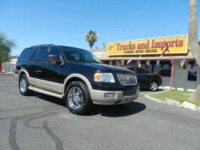 Ford Expedition E320 - Extra Sharp SUV