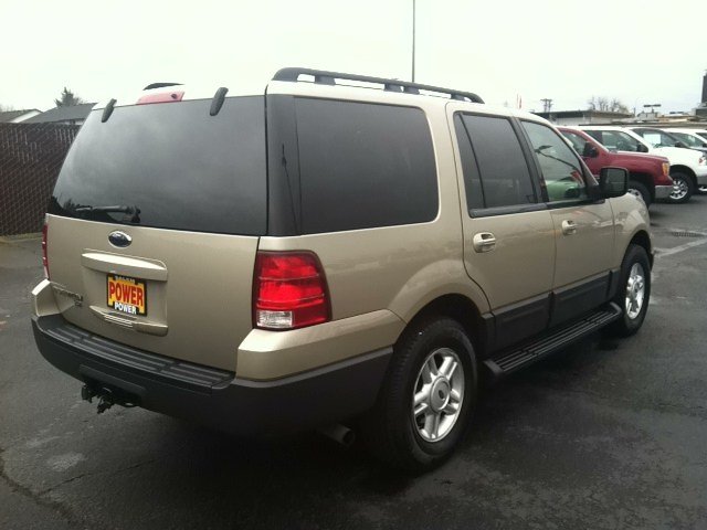 Ford Expedition 2006 photo 2