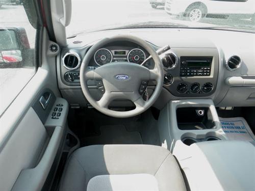 Ford Expedition 2006 photo 3