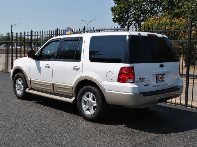 Ford Expedition 2006 photo 2