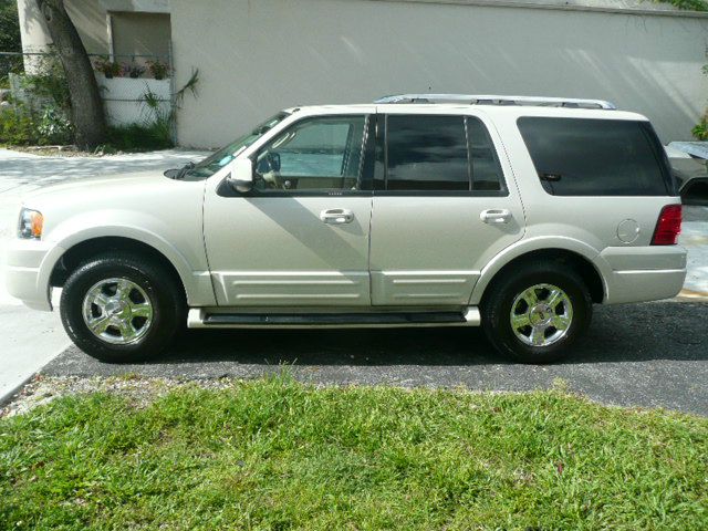 Ford Expedition 2006 photo 2