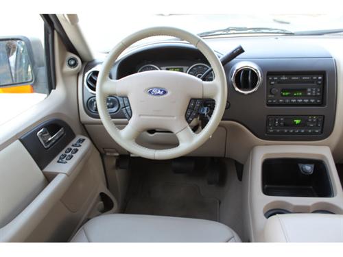 Ford Expedition 2006 photo 2