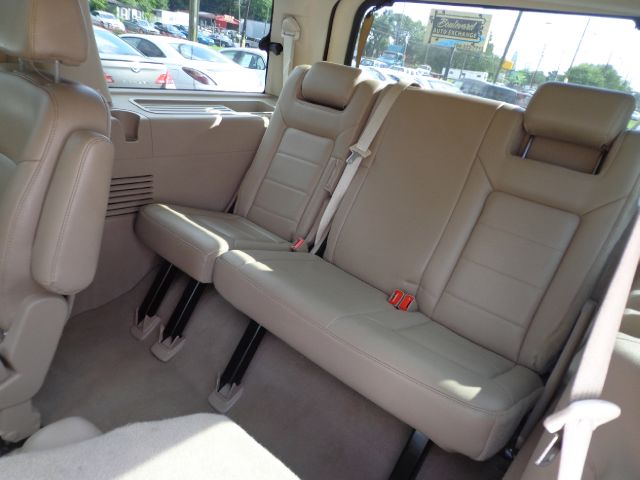 Ford Expedition 2006 photo 2