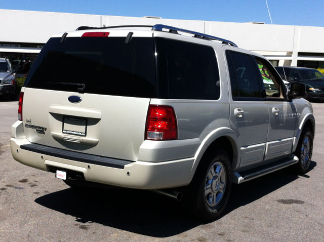 Ford Expedition 2006 photo 2
