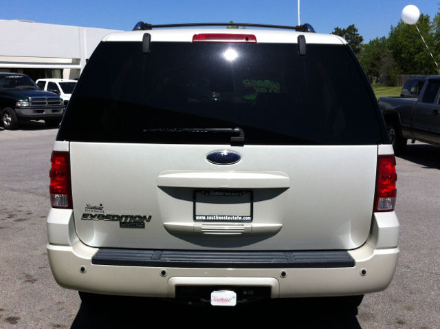 Ford Expedition 2006 photo 3
