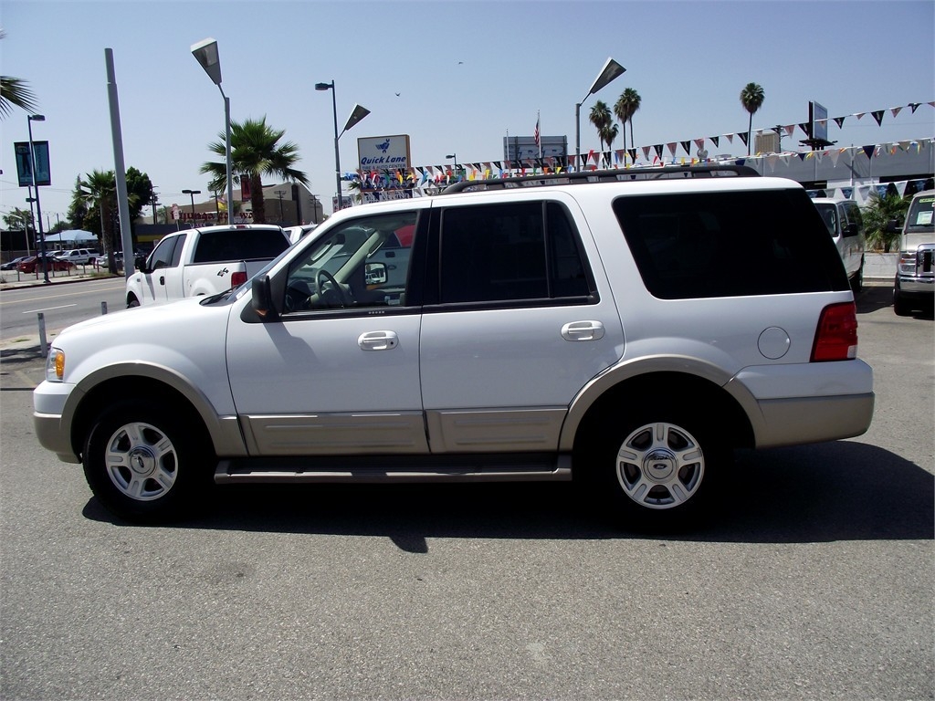 Ford Expedition 2006 photo 2