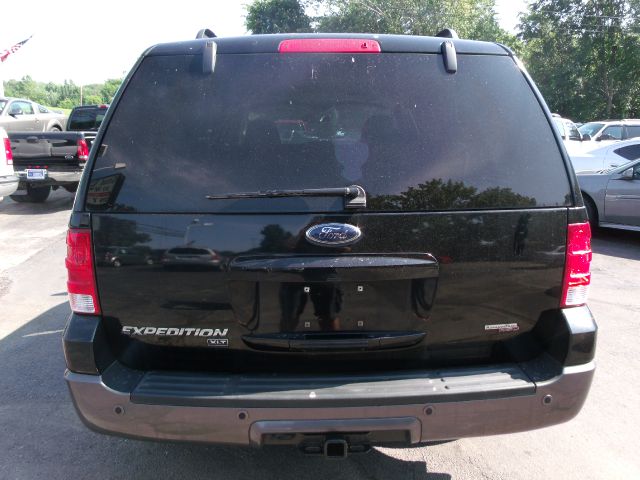 Ford Expedition SL 4x4 Regular Cab SUV