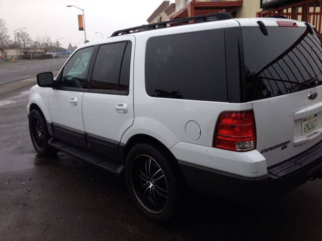 Ford Expedition 2006 photo 2